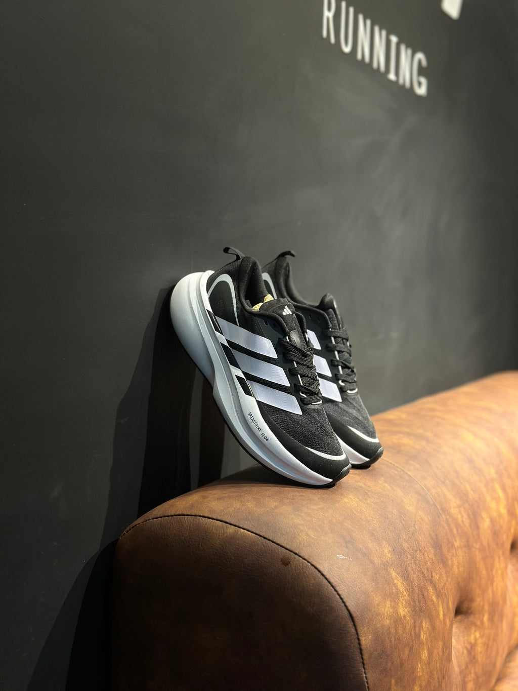 ADIDAS DREAMSTRIKE GLOW