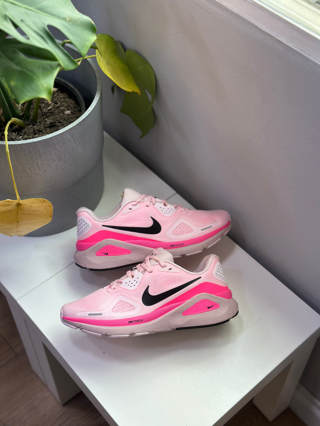 NIKE STRUCTURE
