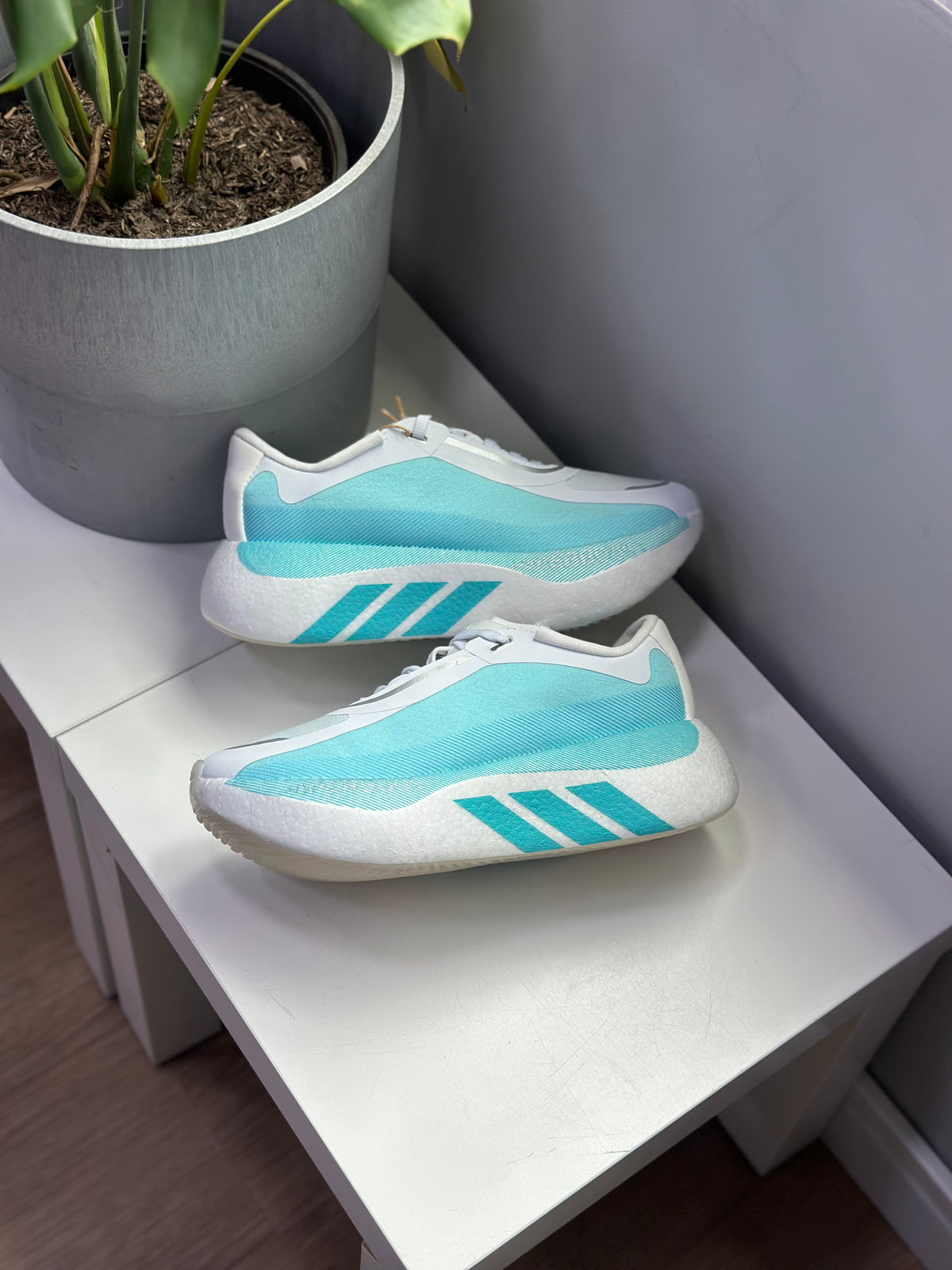 ADIDAS HYPERBOOST