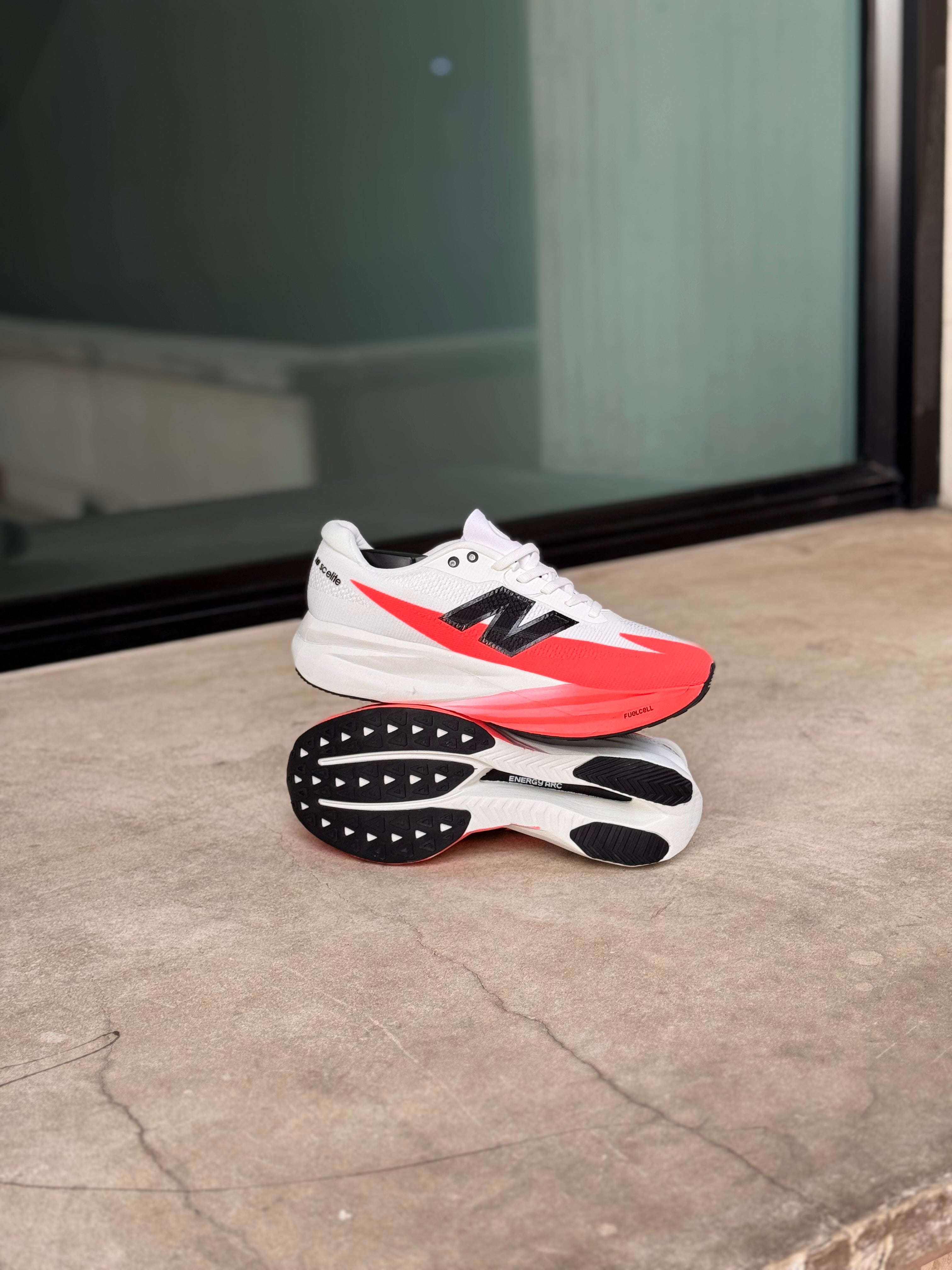 NEW BALANCE SC ELITE