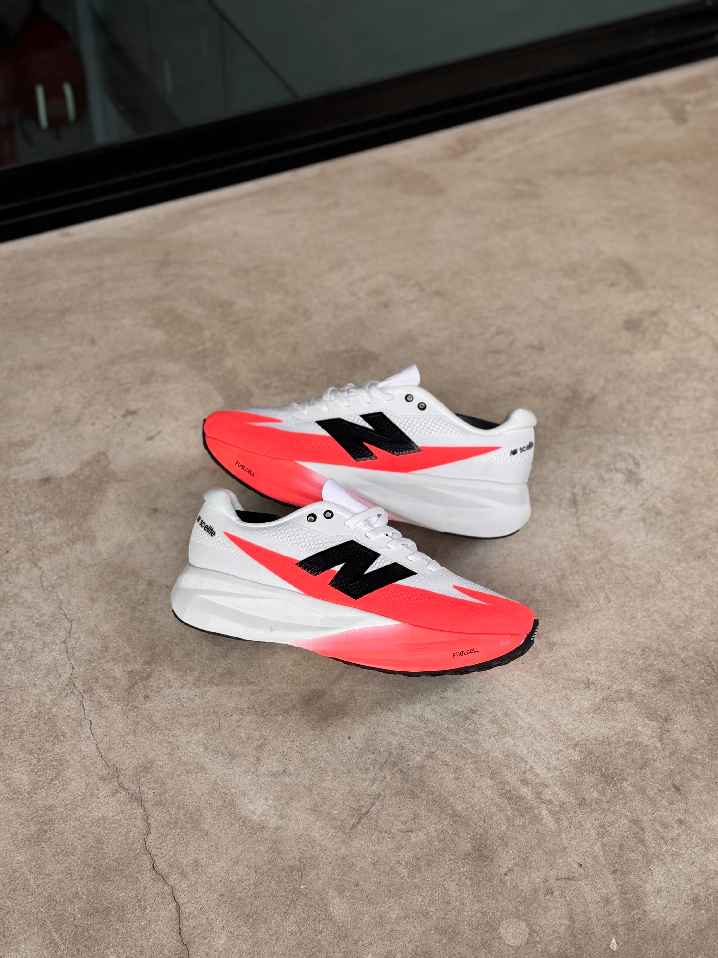 NEW BALANCE SC ELITE