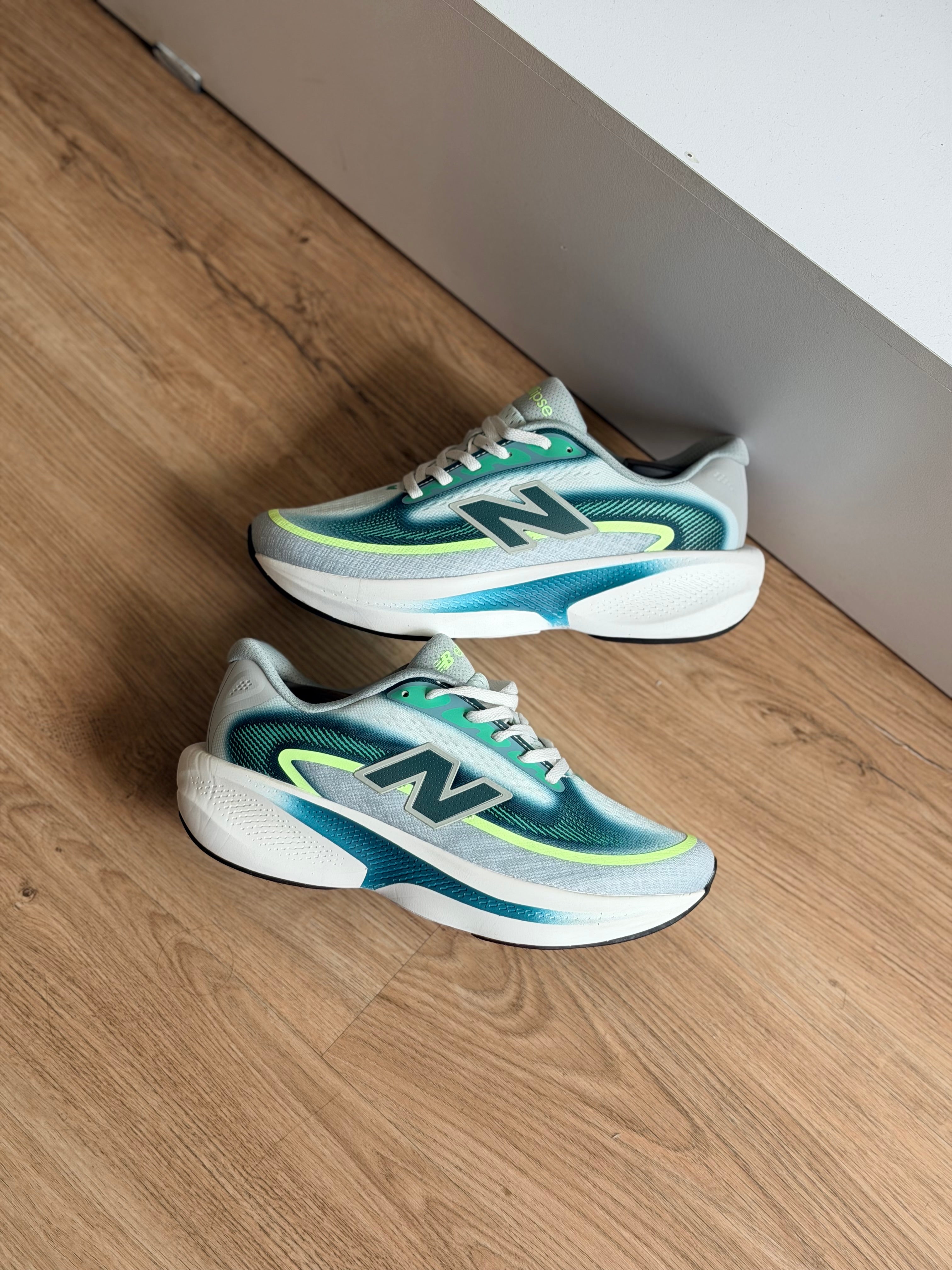 NEW BALANCE ELLIPSE V1