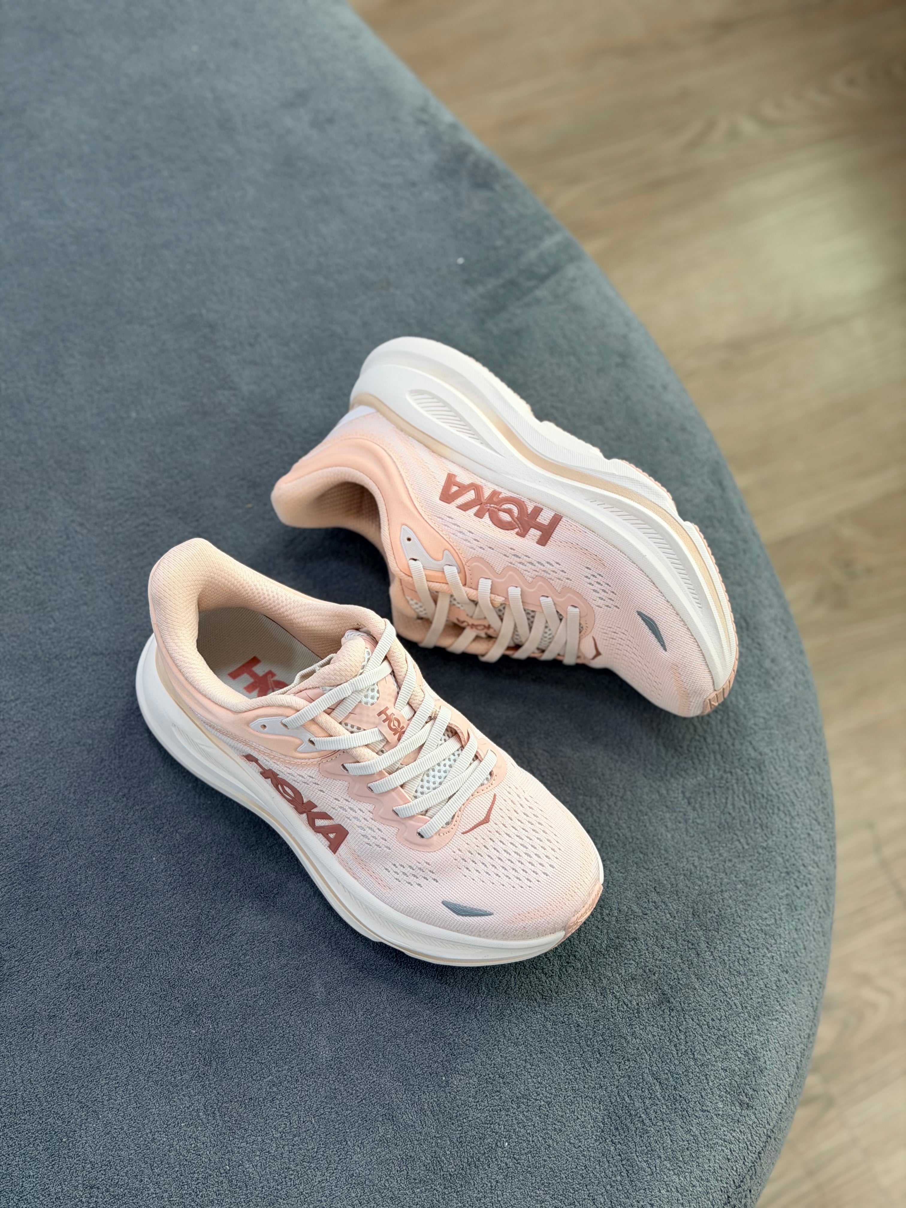 HOKA BONDI 9