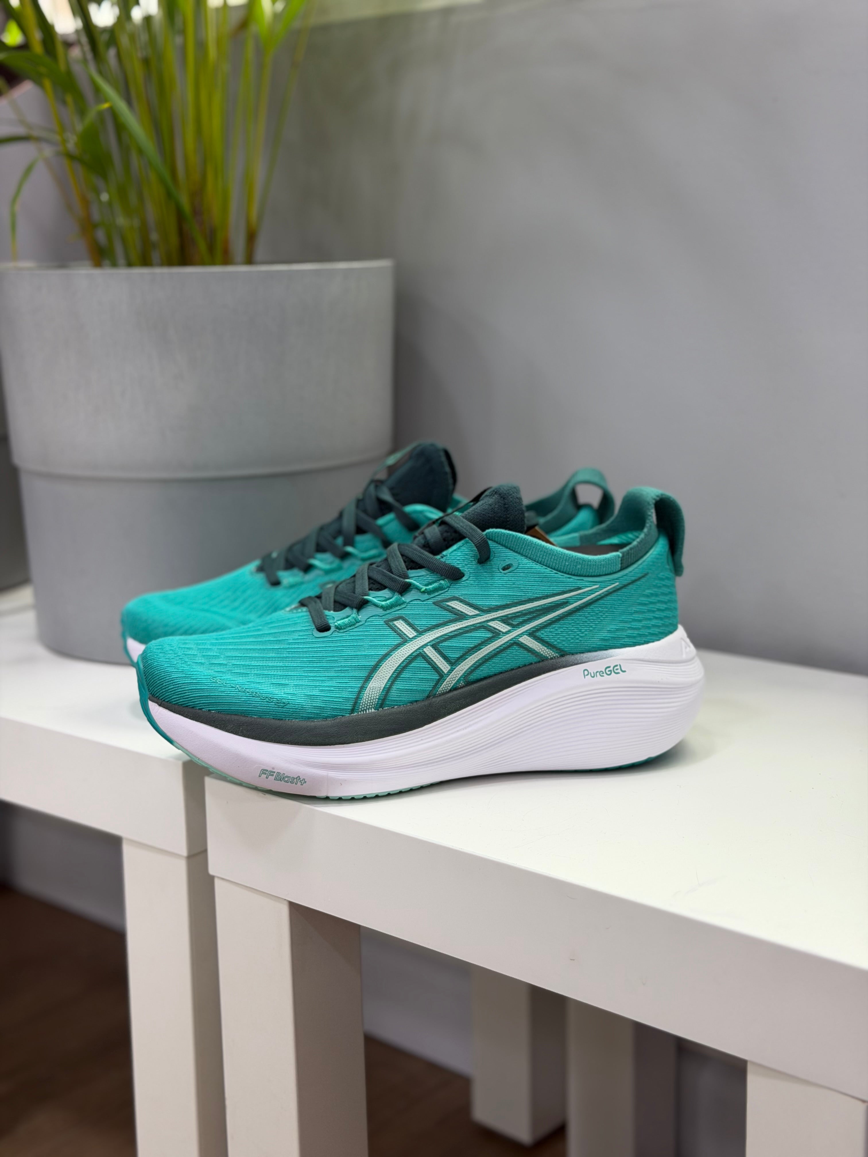 ASICS NIMBUST 27