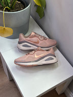 NIKE STRUCTURE