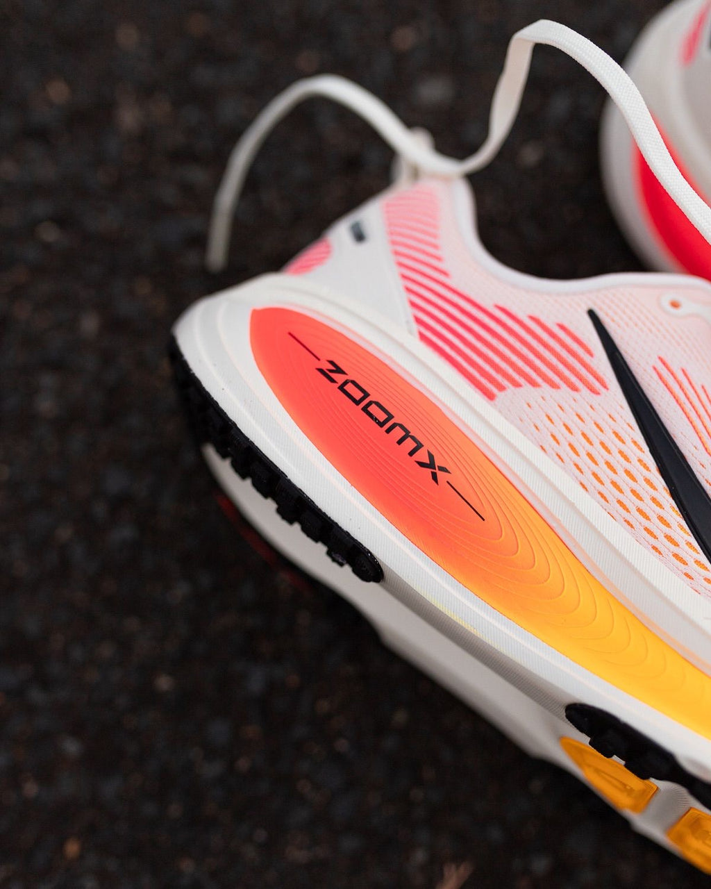 NIKE VOMERO 18