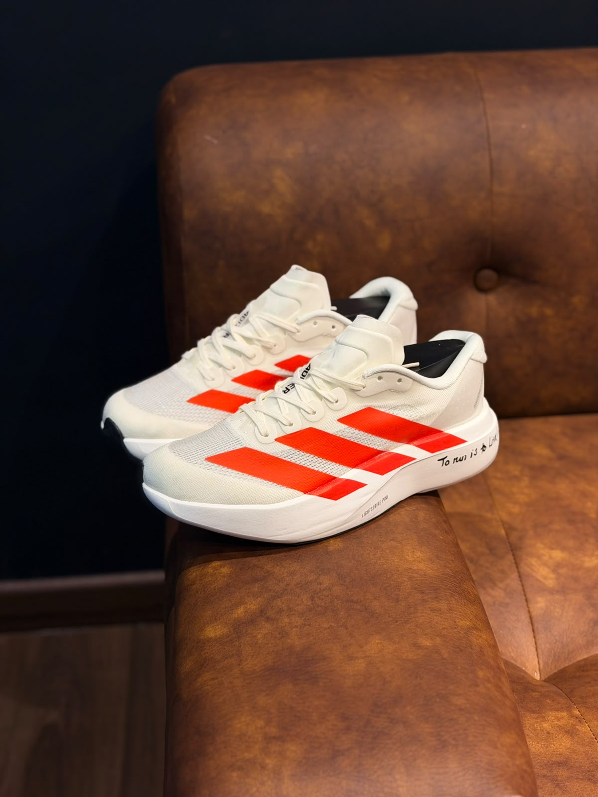ADIZERO SL