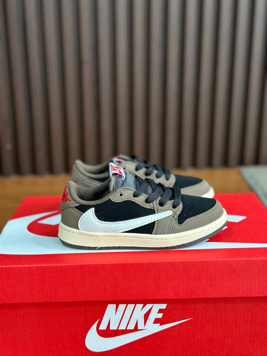 NIKE SB TRAVIS SCOTT