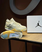 JORDAN RETRO 4
