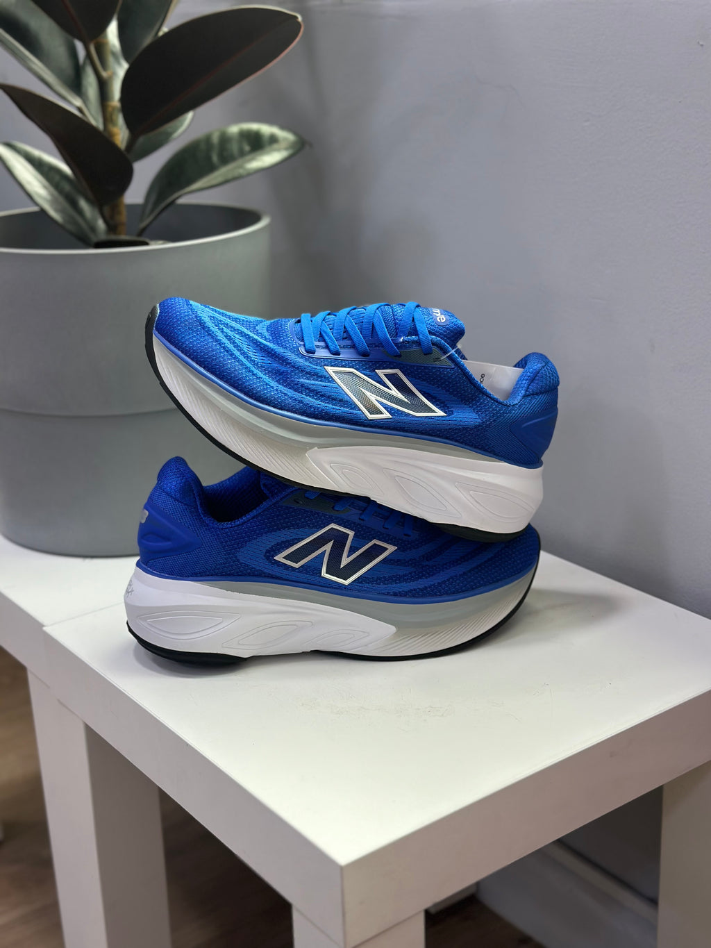 NEW BALANCE X MORE V6