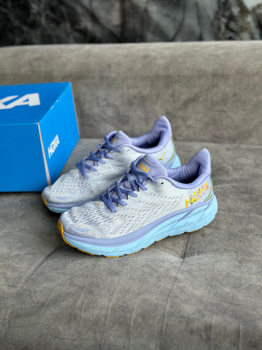 HOKA CLIFTON 8