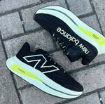 NEW BALANCE FuelCell SuperComp Trainer v2