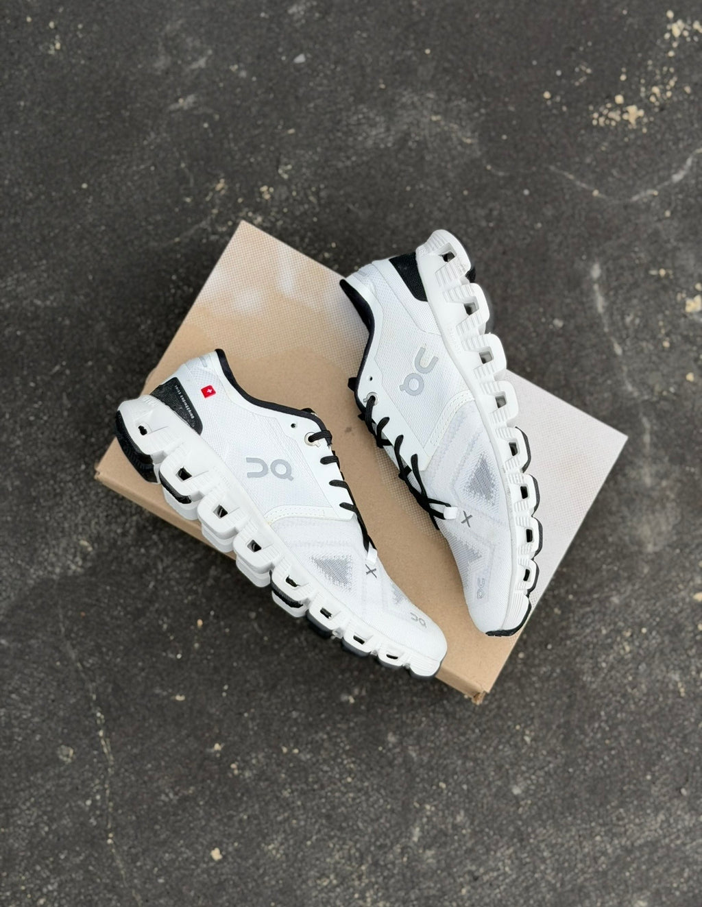 ON CLOUD X6 WHITE