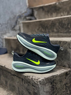 NIKE VOMERO PLUS