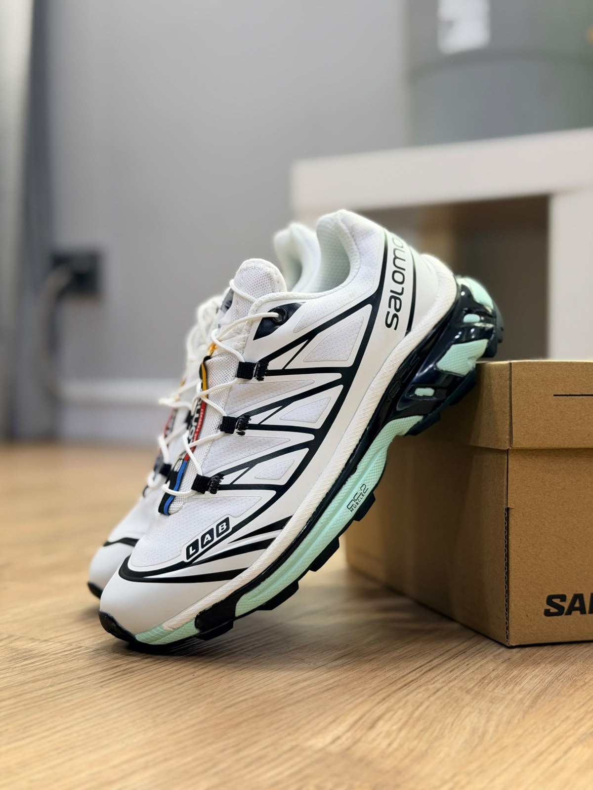 SALOMON