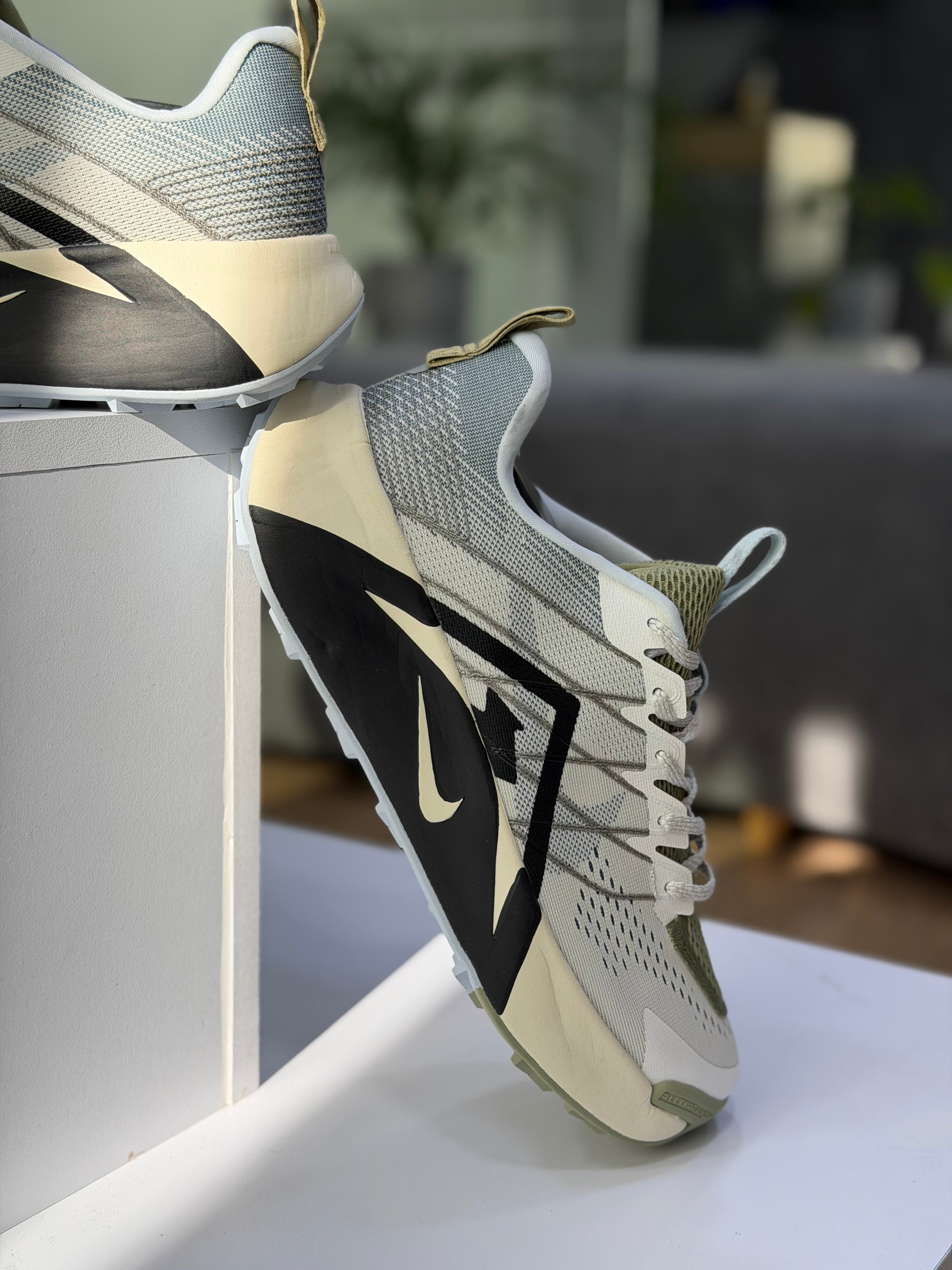 NIKE TRAIL