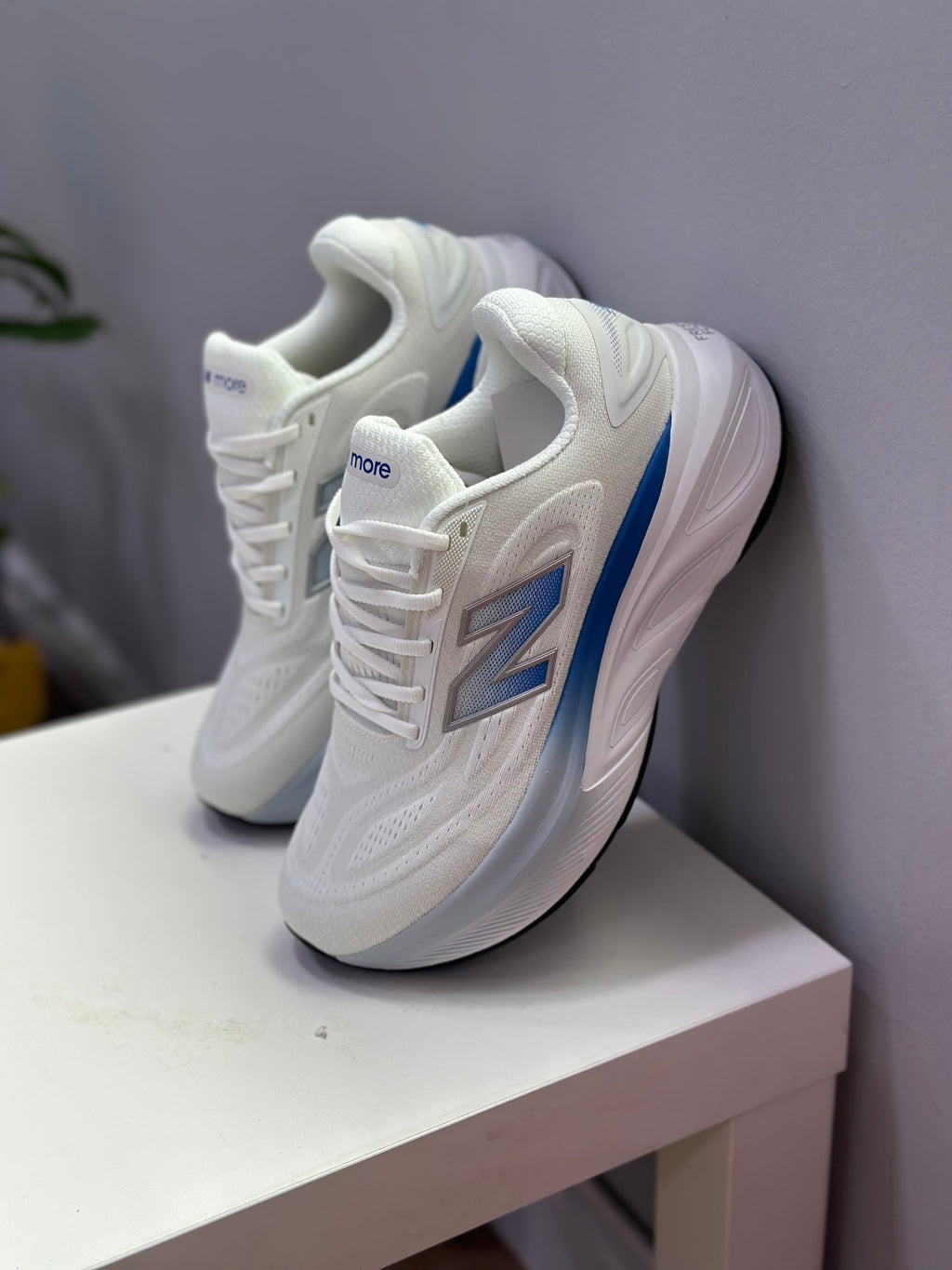 NEW BALANCE X MORE V6