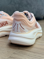 HOKA BONDI 9