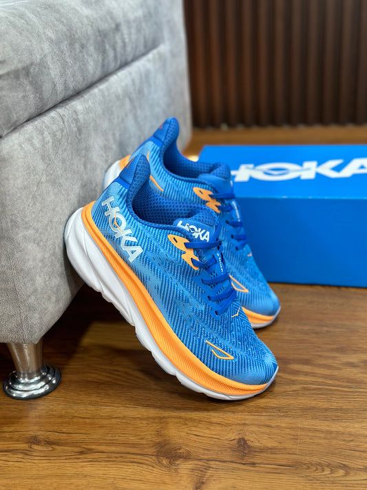 HOKA CLIFTON 9