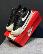 NIKE COURT LEGACY