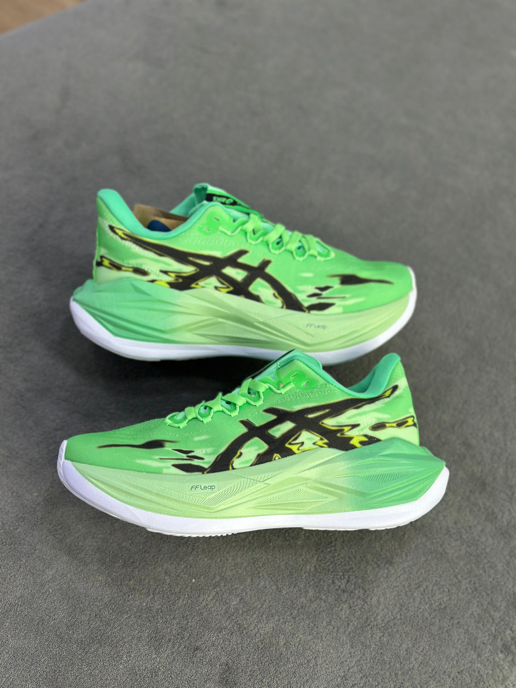 ASICS SUPERBLAST 3