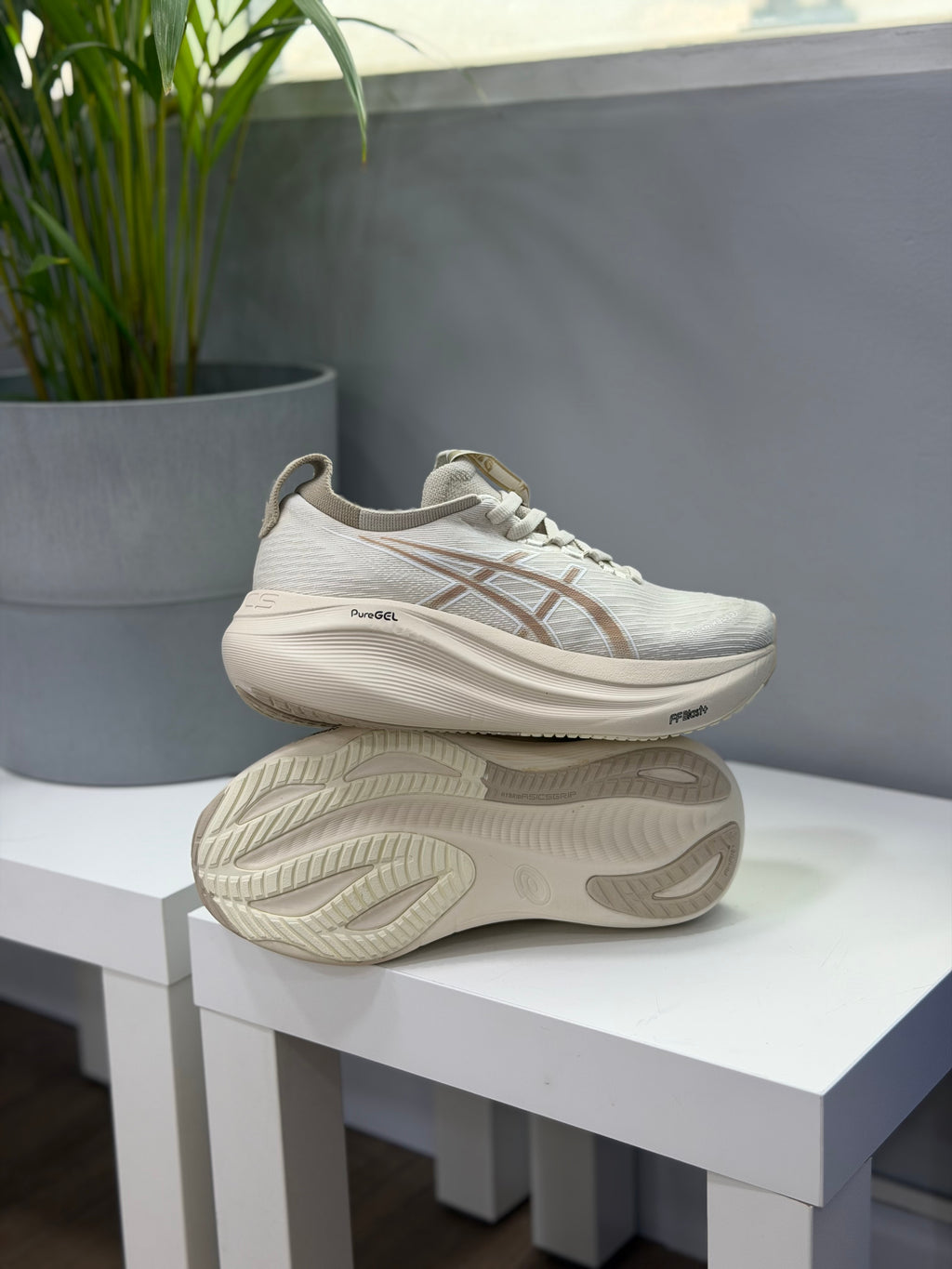 ASICS NIMBUST 27