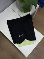NIKE SHORT LICRA