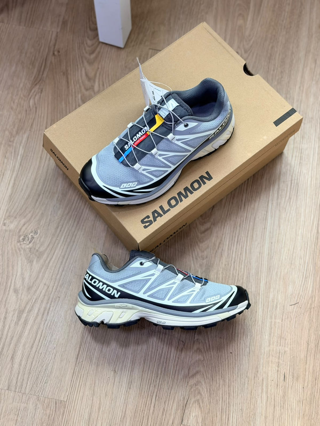 SALOMON XT-6