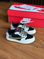 NIKE SB TRAVIS SCOTT