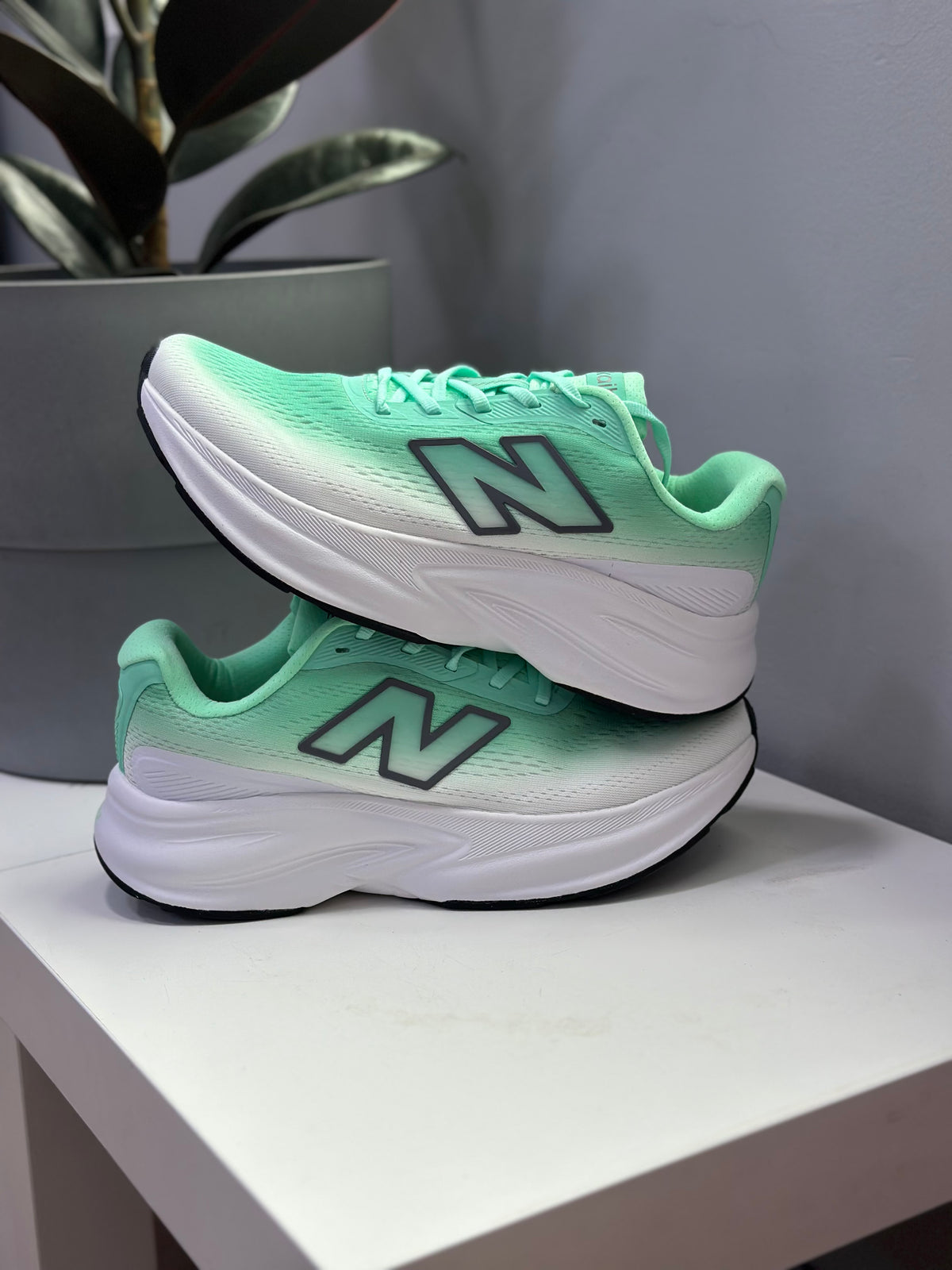 NEW BALANCE X 1080 v14