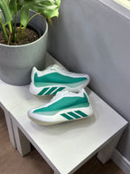 ADIDAS HYPERBOOST