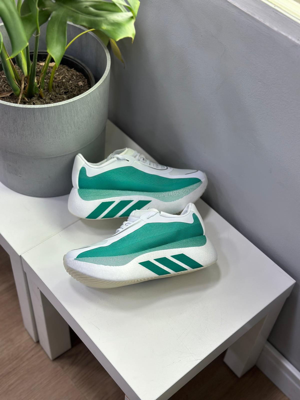 ADIDAS HYPERBOOST