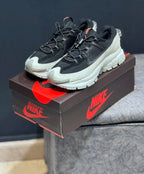 NIKE VOMERO 8