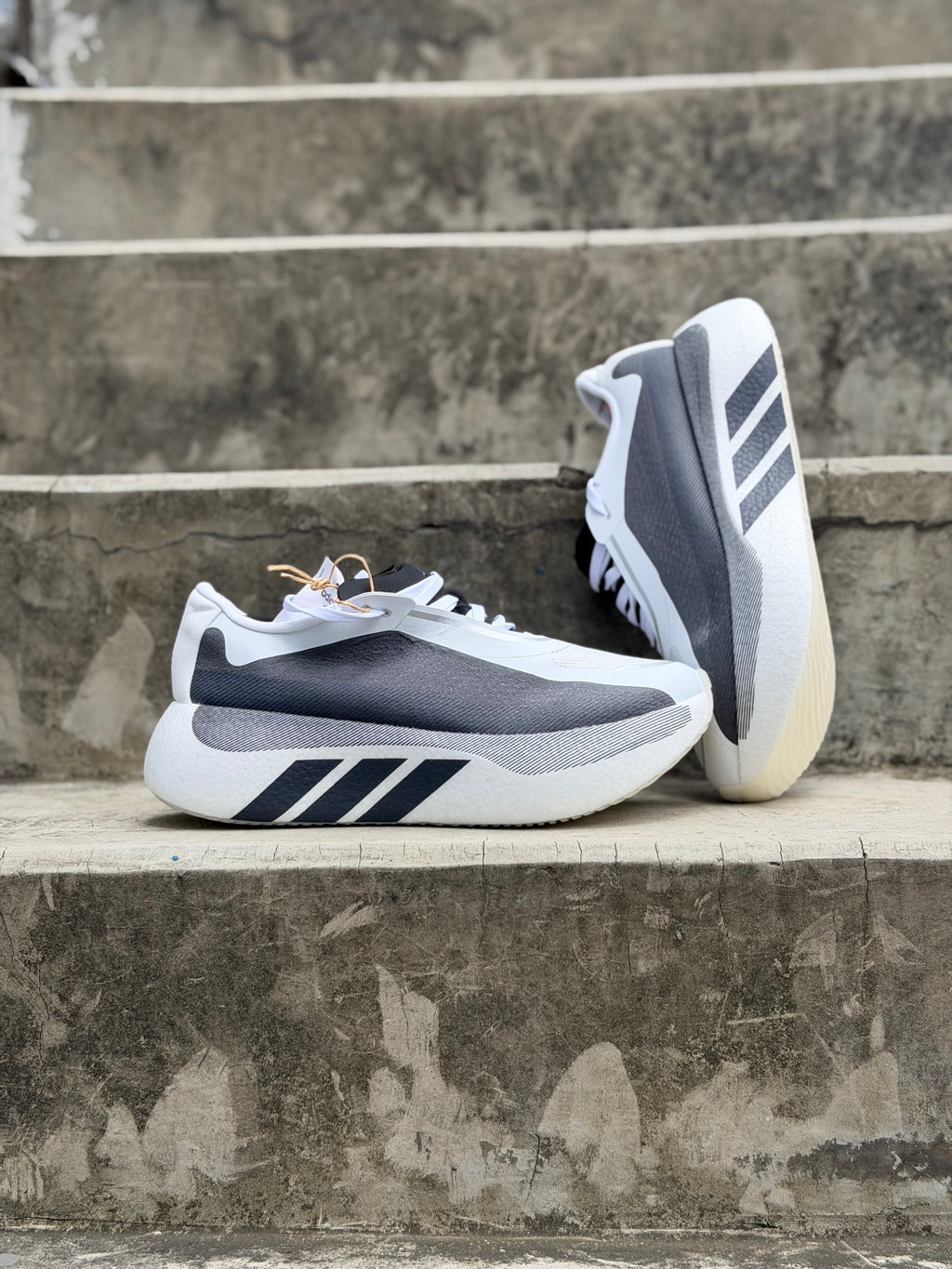 HYPERBOOST GRIS OSCURO