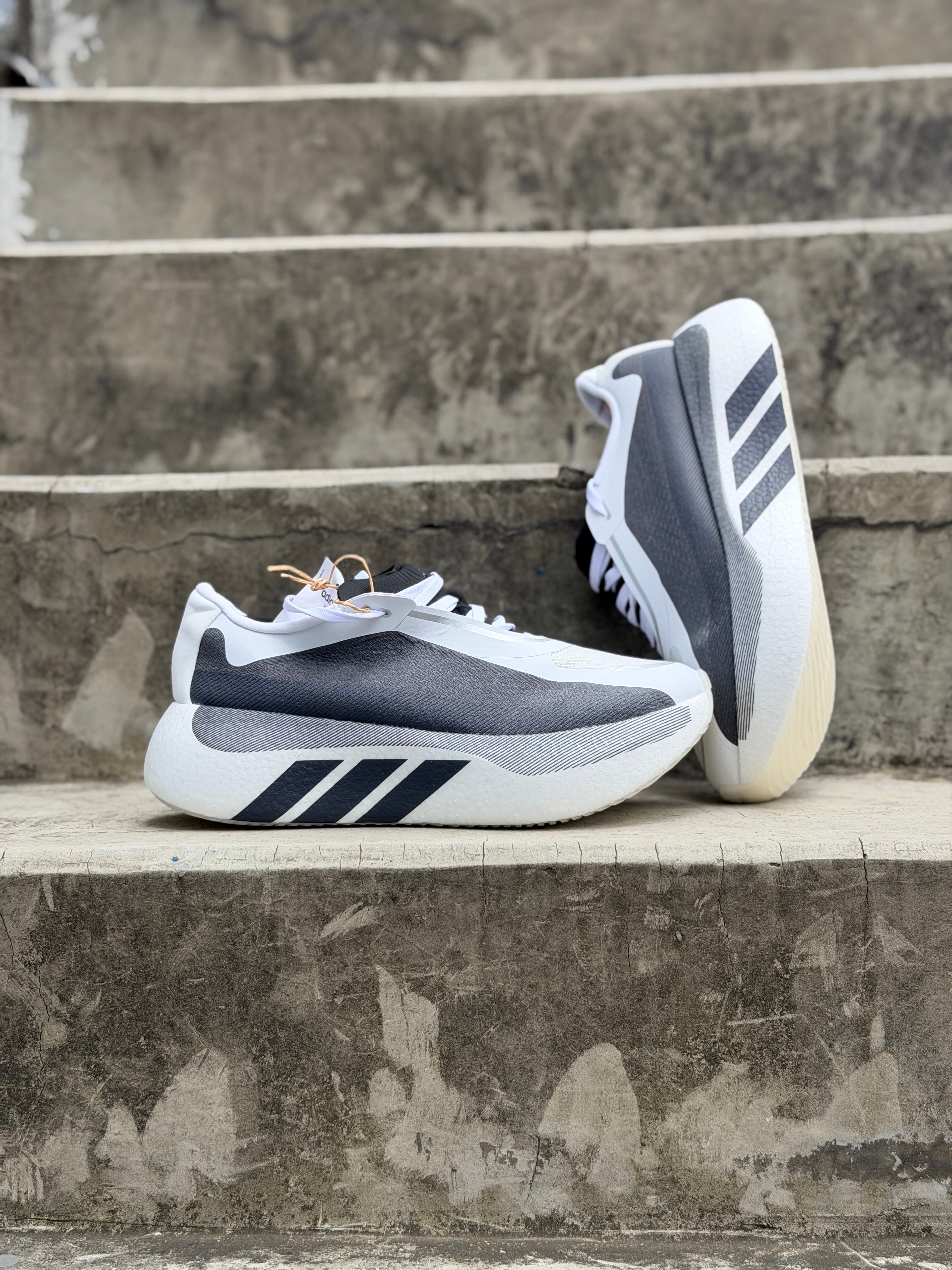 HYPERBOOST GRIS OSCURO