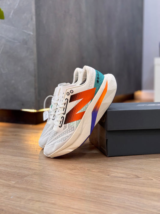 NEW BALANCE ELITE