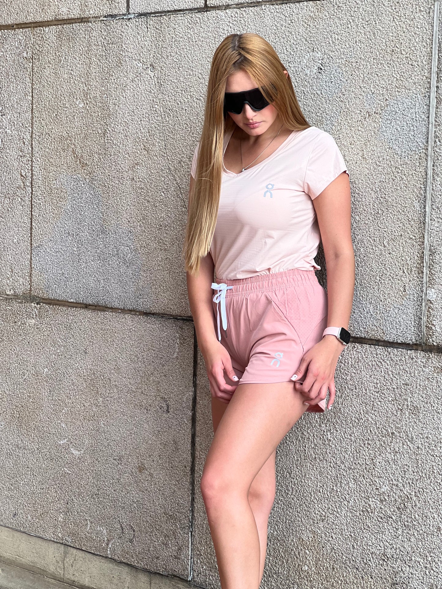 SET ON CLOUD WOMEN