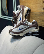 NIKE SHOX