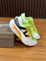 NEW BALANCE ELITE V4