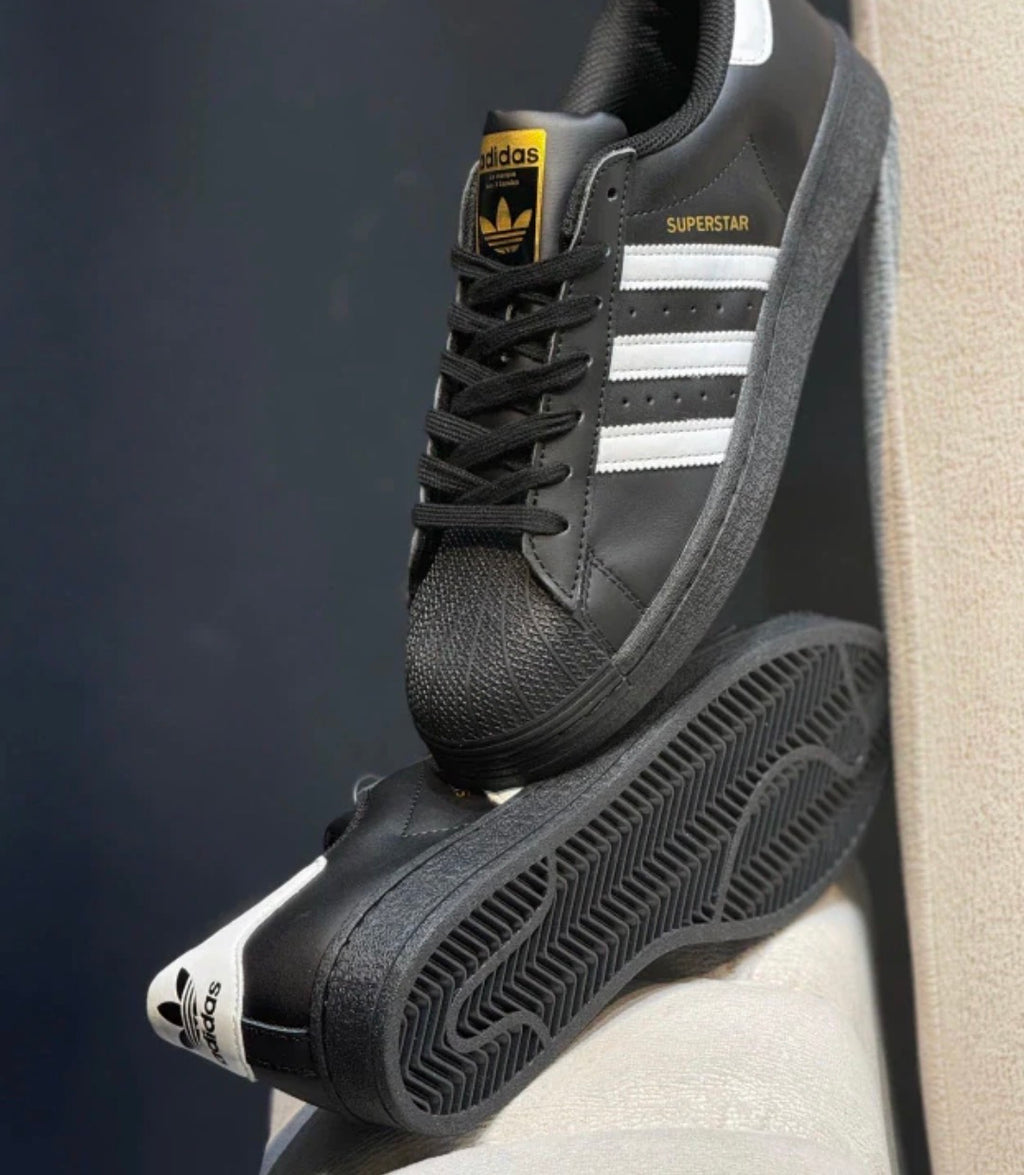 SUPERSTAR NEGRA