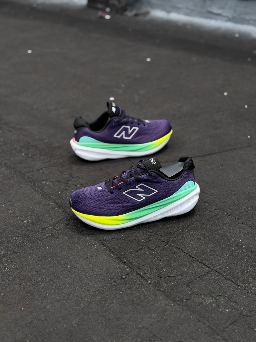 NEW BALANCE 880