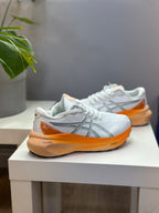 ASICS GEL-KAYANO 30