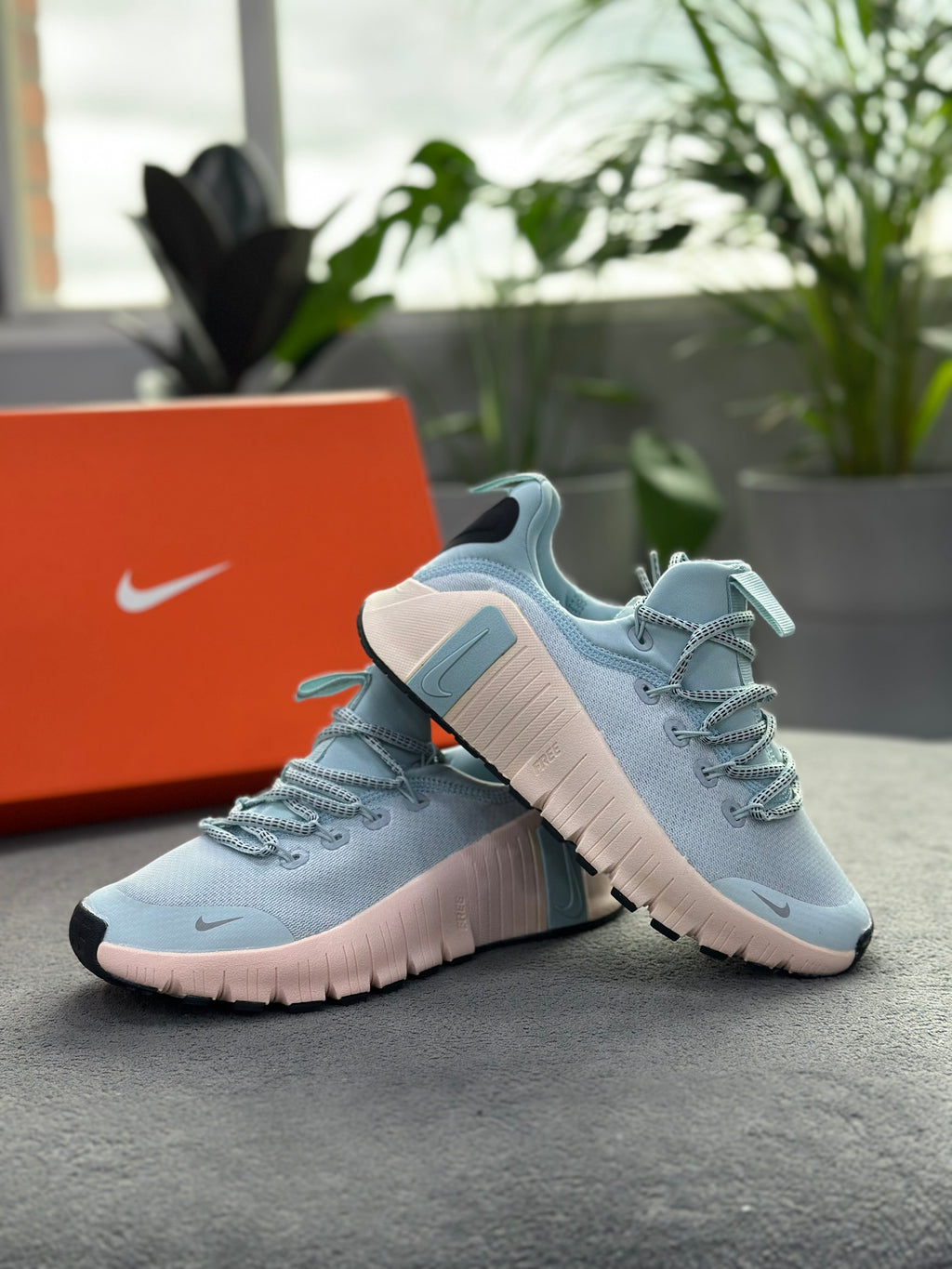 NIKE FREE METCON