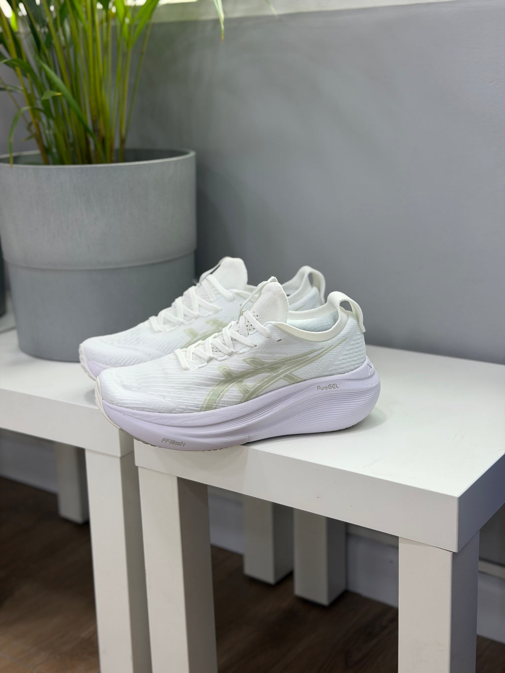 ASICS NIMBUST 27