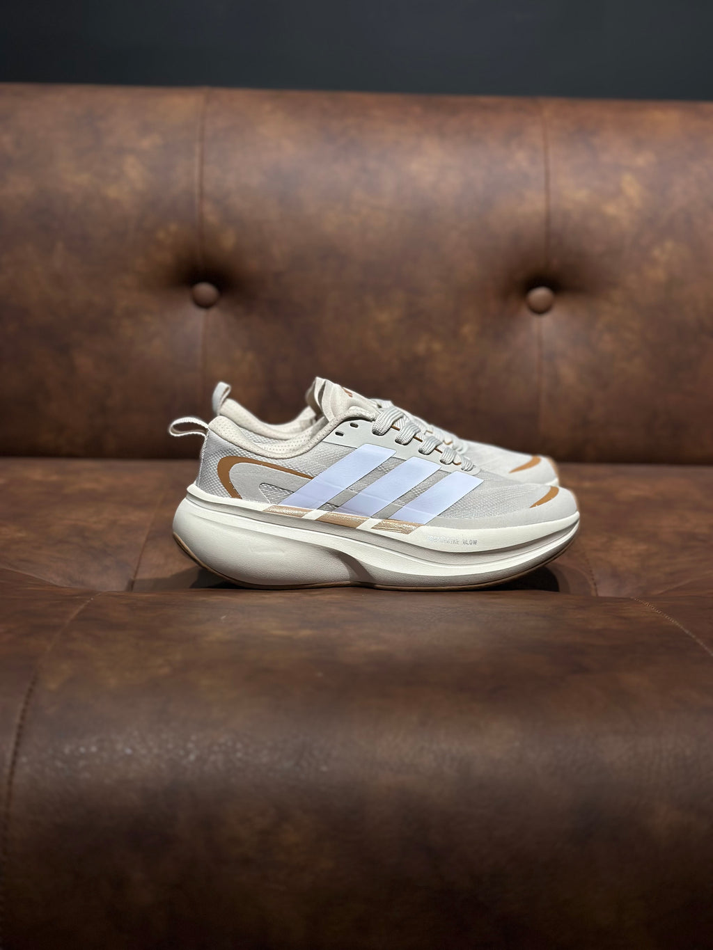 ADIDAS DREAMSTRIKE GLOW
