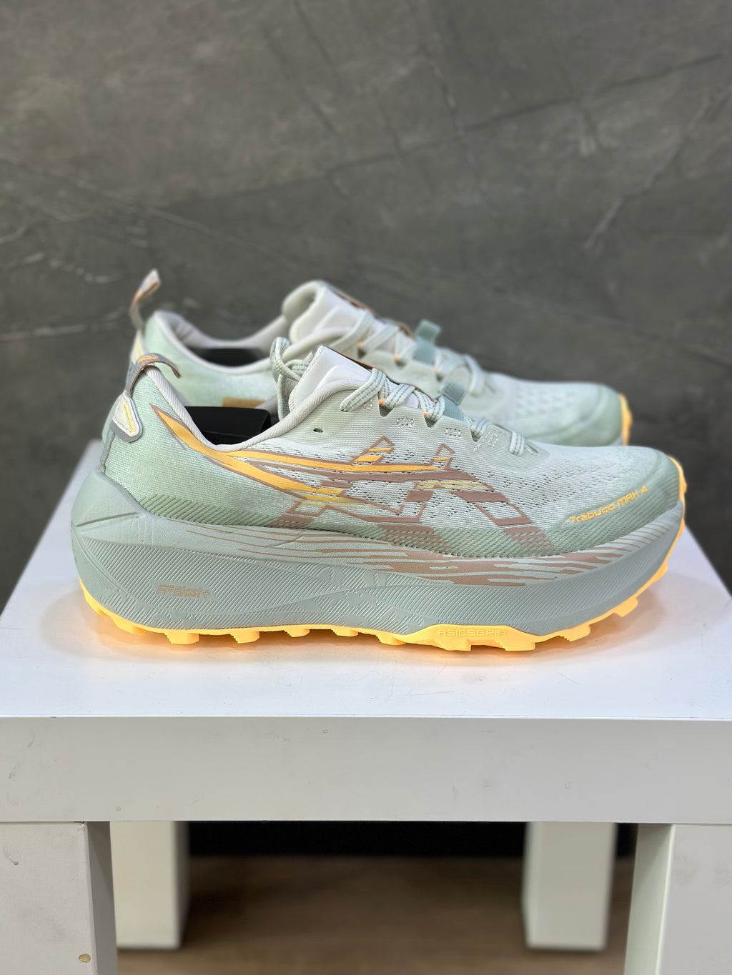 ASICS TRABUCO MAX 4