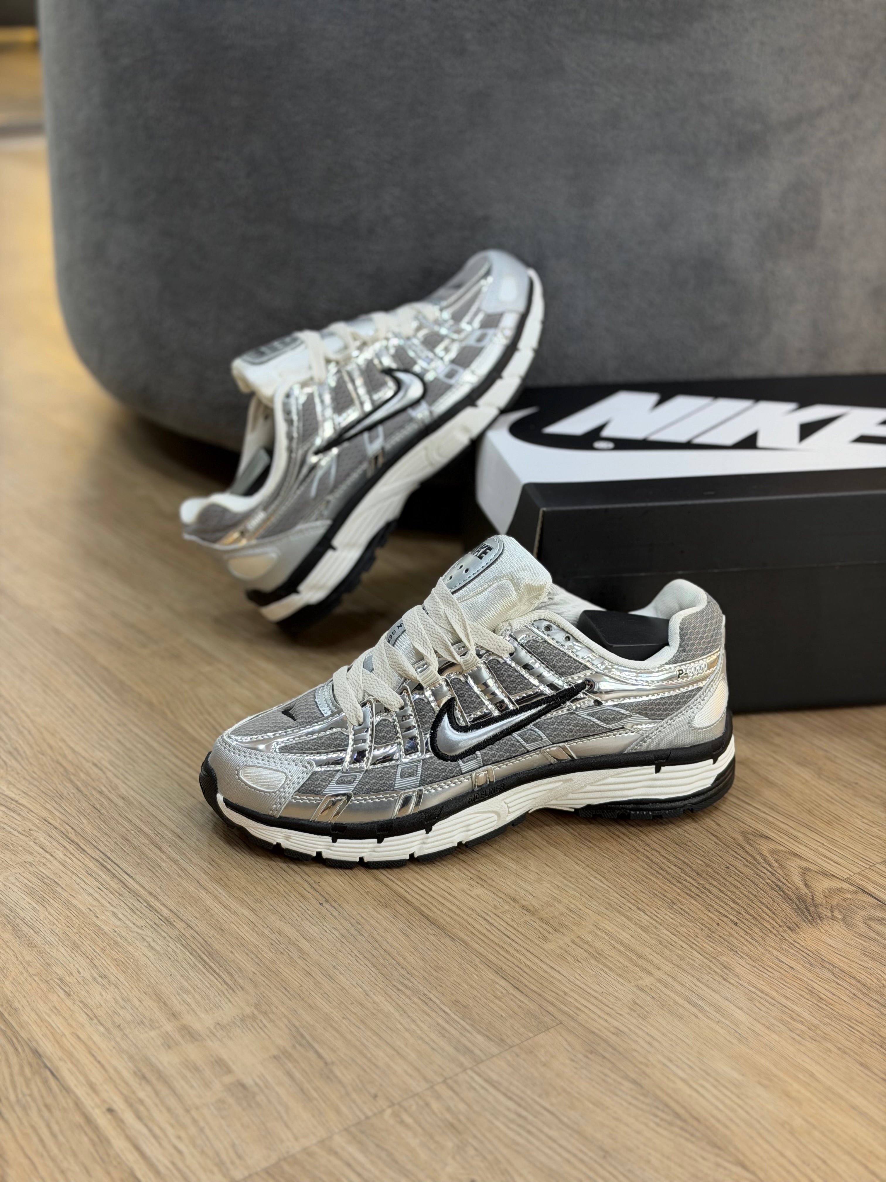 NIKE P6000