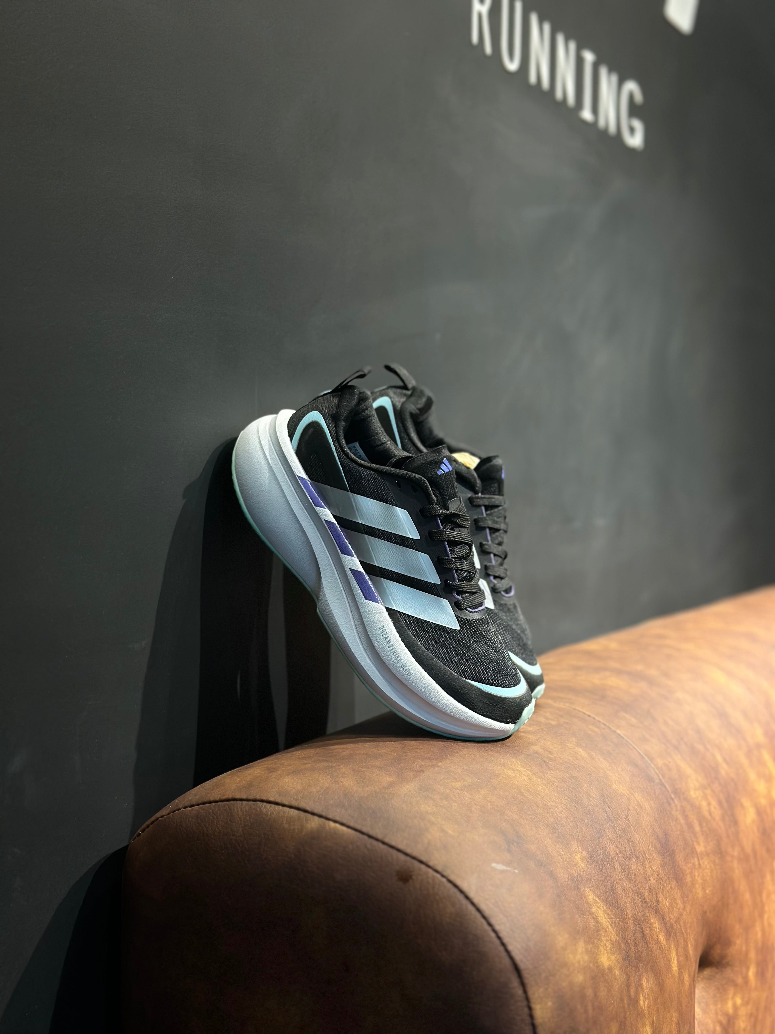 ADIDAS DREAMSTRIKE GLOW