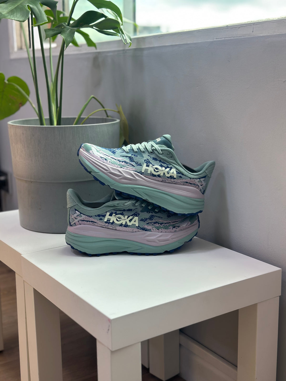 HOKA TRAIL