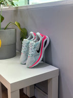 NIKE STRUCTURE